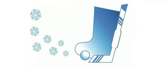 ЦКИ на хоккейной площадке и в валенках